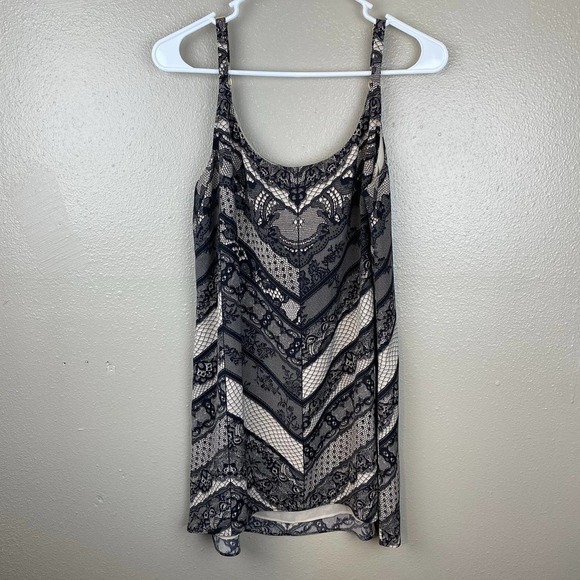 CAbi Monaco Lace Print Tank Sz Med - Picture 2 of 4